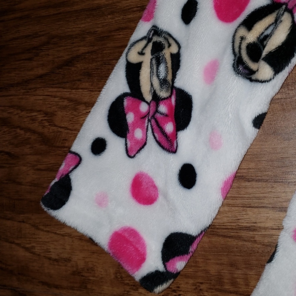 Minnie Mouse Robe - Picture 4 of 6
